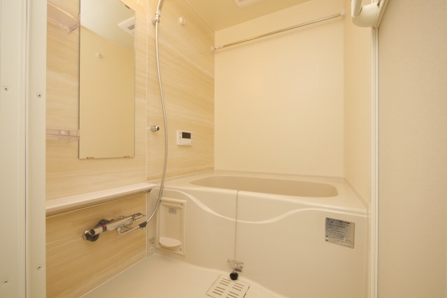 バス・シャワールーム　きれいなお風呂です
