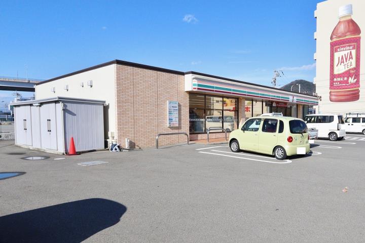 コンビニ　セブン－イレブン鳴門大桑島店（コンビニ）まで486m