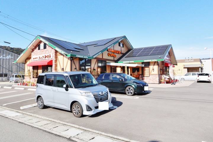 飲食店　コメダ珈琲店 鳴門店（飲食店）まで588m
