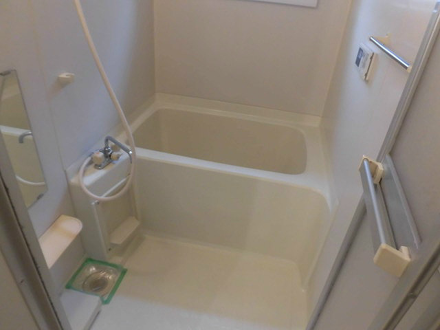 バス・シャワールーム　反転部屋101号室参考