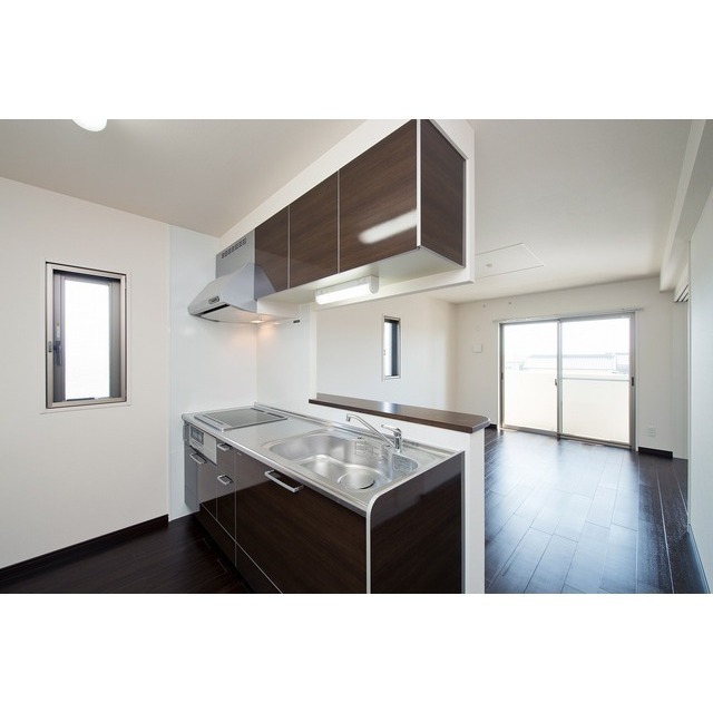 キッチン　システムキッチン（２１００）、３口ＩＨコンロ（グリル付）※イ