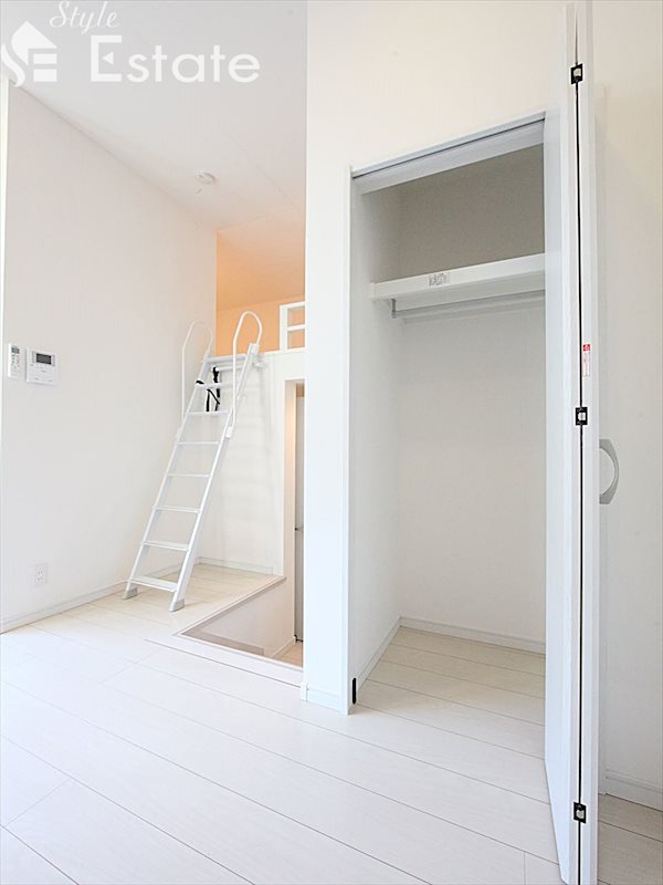 収納　クローゼット