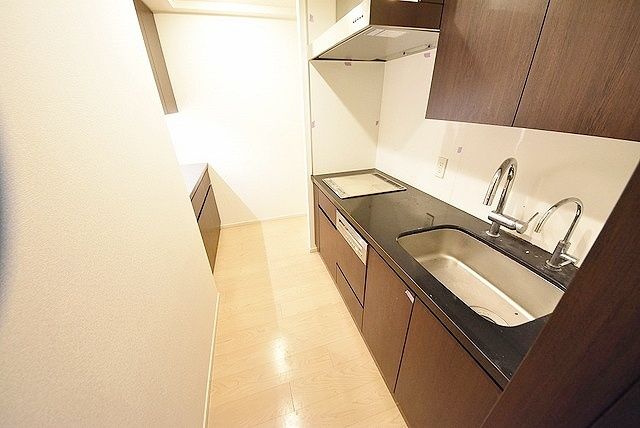 キッチン　お部屋探しは株式会社　タウンハウジング　までお気軽にお問合…