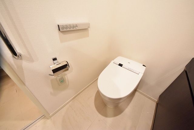 トイレ　お部屋探しは株式会社　タウンハウジング　までお気軽にお問合…