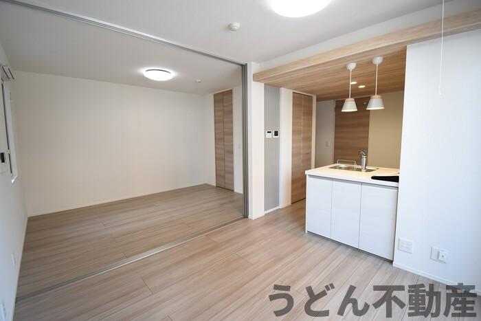 居室・リビング　うどん県のお部屋探しはうどん不動産へ うどんちゃんとLINE
