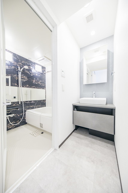 洗面設備　※写真は同タイプ住戸です。