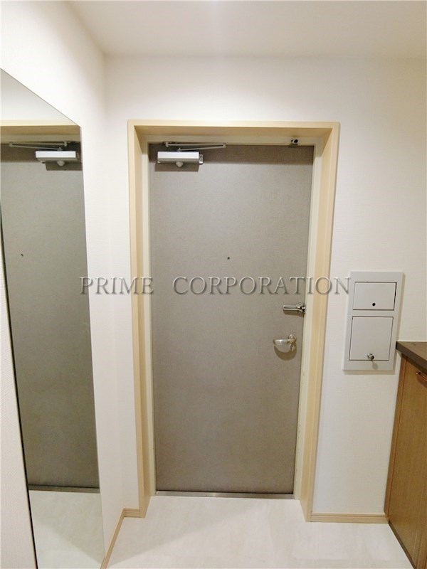 玄関　※参考写真※