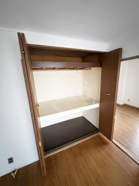 収納　高津マンション　クローゼット