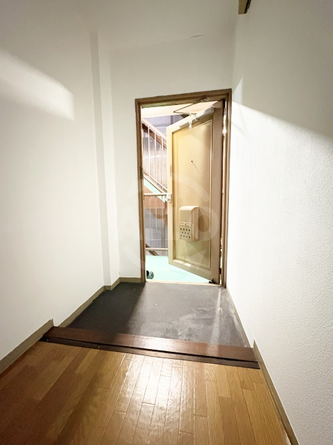 玄関　高津マンション　玄関