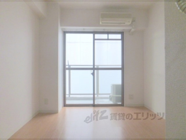 居室・リビング　居室