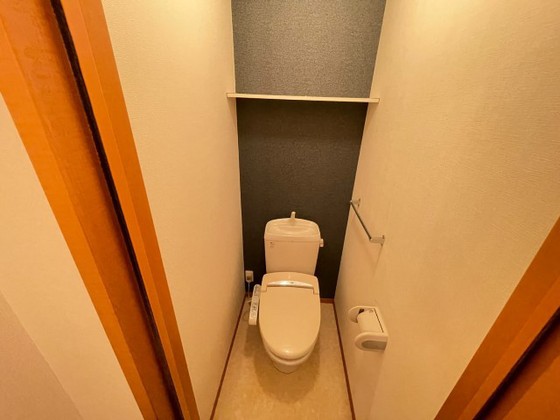 トイレ　※別部屋の写真です