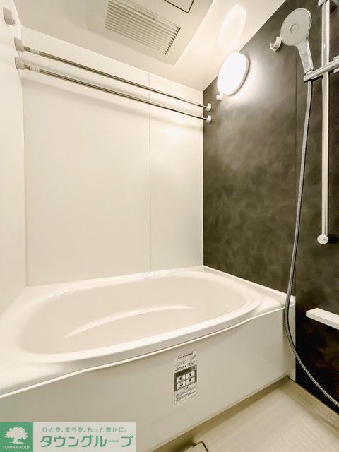バス・シャワールーム　※写真は同タイプ住戸です。