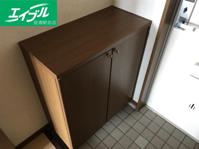 玄関　下駄箱