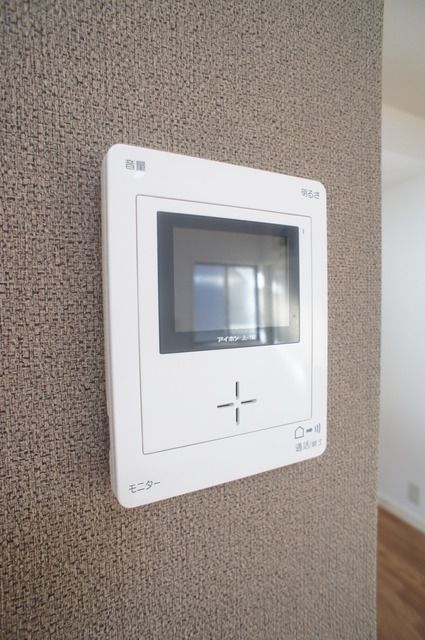 セキュリティ　ＴＶモニタ付インターホン完備で突然の来訪者が来ても安心◎