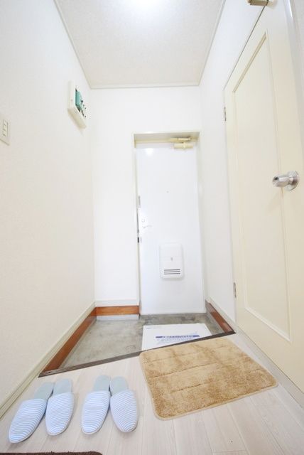 玄関　お好みの下駄箱設置頂けます