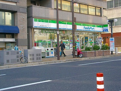 コンビニ　ファミリーマート 東灘岡本橋店（コンビニ）まで322m