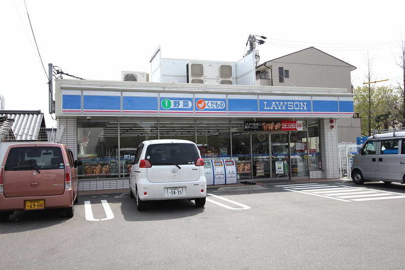 コンビニ　ローソン 東区筒井一丁目店（コンビニ）まで60m