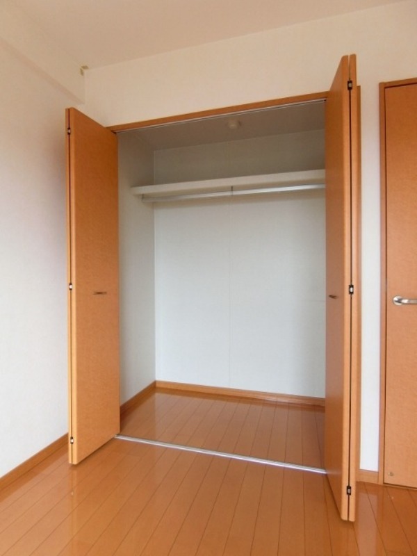 収納　図面と現状に相違がある場合には現状を優先