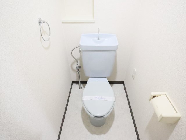 トイレ　※反転同型モデル