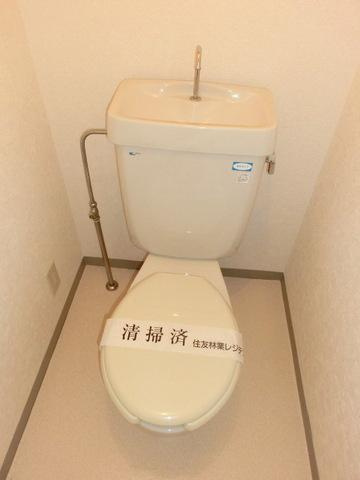 トイレ　清潔感のあるトイレです