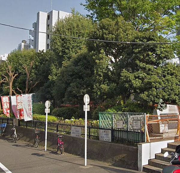 公園　洲崎川緑道公園（公園）まで588m