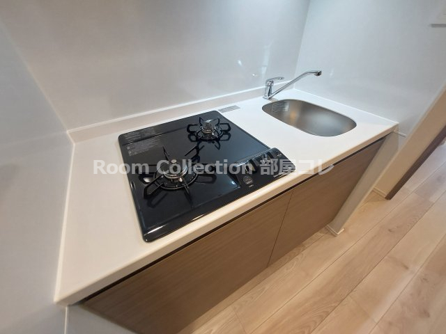 キッチン　※同物件他部屋写真 反転、色違いの場合有 現況優先