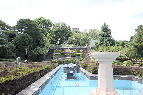 公園　礫川公園（公園）まで458m
