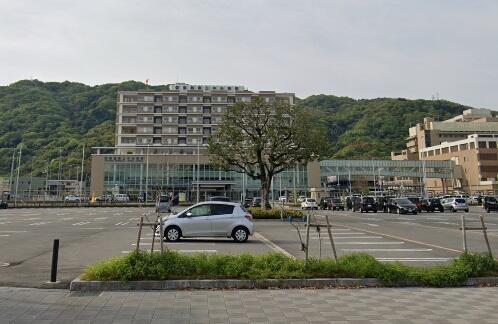 病院　徳島県立中央病院（病院）まで447m
