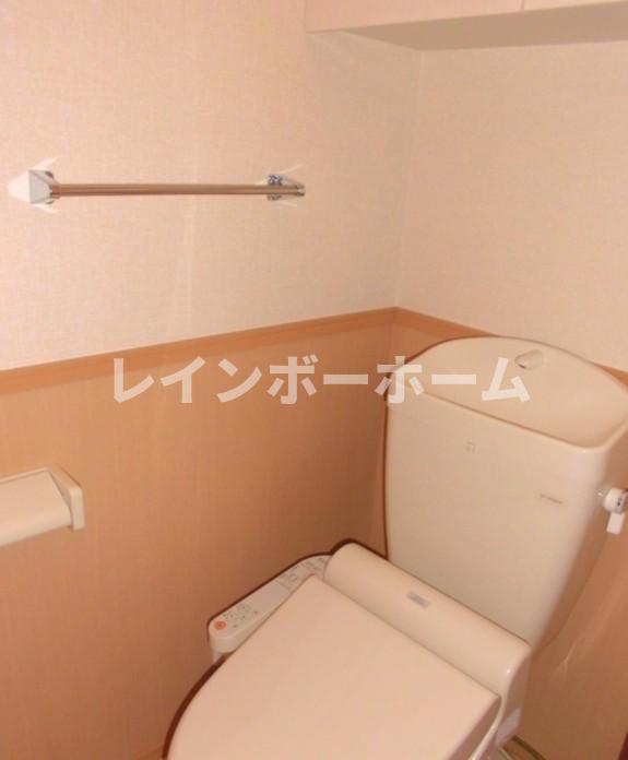 トイレ　コンパクトで使いやすいトイレです