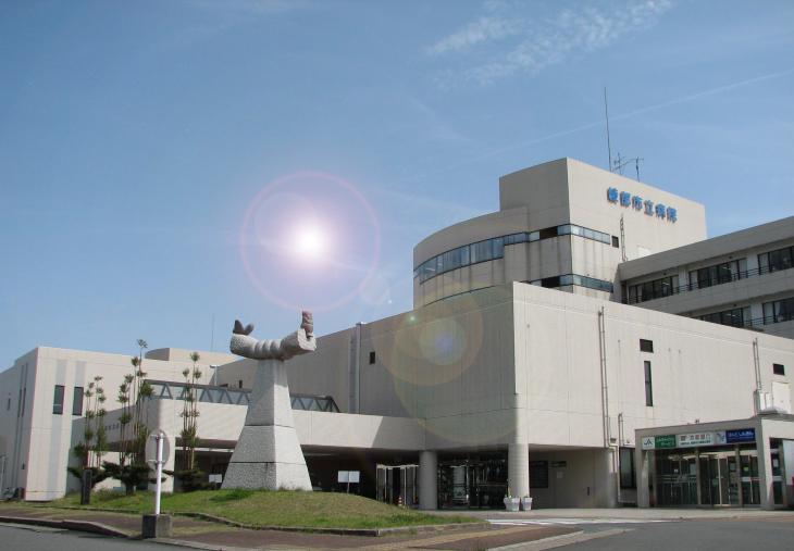 病院　綾部市立病院（病院）まで950m