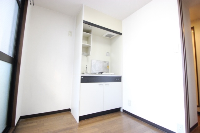 キッチン　※別号室の写真です