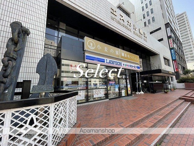 コンビニ　ローソン×スリーエフ（コンビニ）まで142m