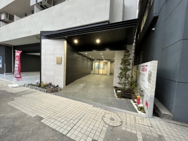 エントランス　２４時間換気システム完備