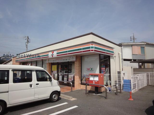 コンビニ　セブンイレブン豊橋老松町店（コンビニ）まで619m