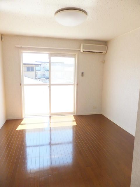 その他部屋・スペース　※写真は反転別部屋です