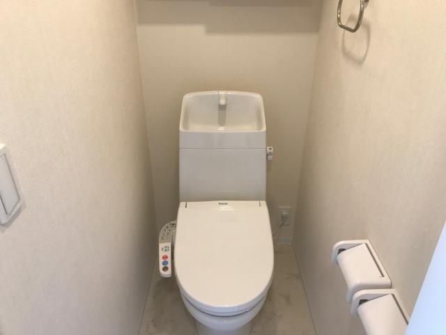 トイレ　シャワー付トイレ