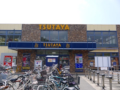 ショッピングセンター　平和書店 TSUTAYA 松ヶ崎店（ショッピングセンター）まで412m
