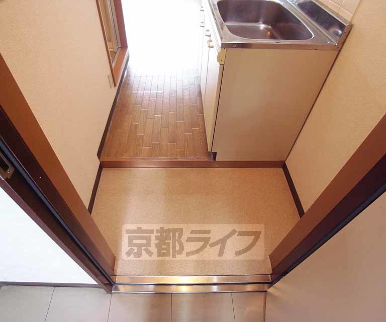 玄関　シンプルな玄関です。