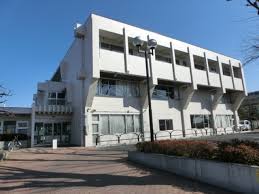 図書館　府中市立西府図書館（図書館）まで855m