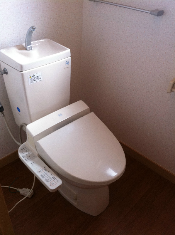 トイレ　別部屋参考