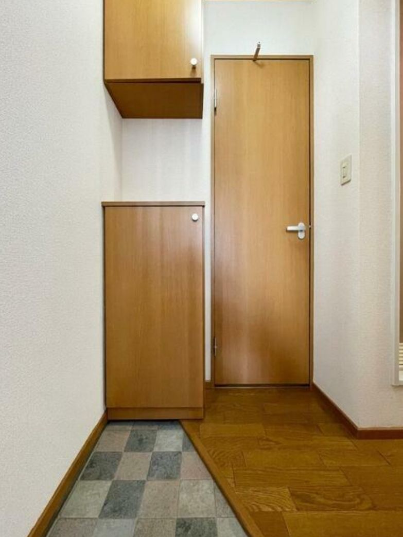 玄関　玄関（同一仕様写真）