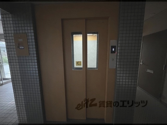 その他　エレベーター