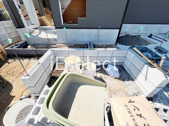 その他　敷地内にごみ置場ございます。