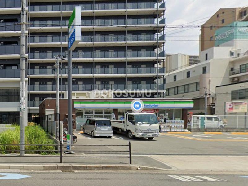 コンビニ　ファミリーマート福島海老江店（コンビニ）まで36m