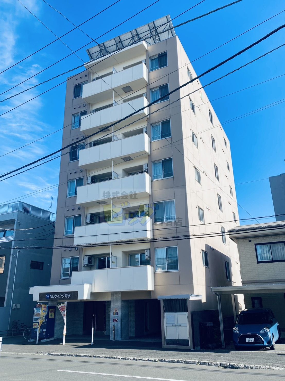 建物外観　インターネット無料導入の１ＬＤＫマンションです♪