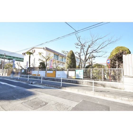 小学校　城北小学校（小学校）まで300m