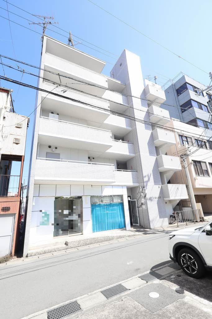 建物外観　近鉄名古屋線「津駅」まで徒歩２分
