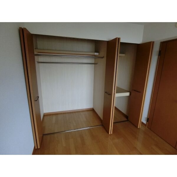 収納　収納　※別号室参考写真