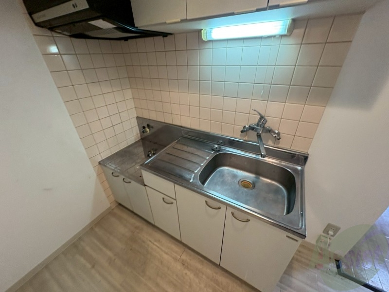 キッチン　洗い場が大きくて洗い物もしやすそうです。