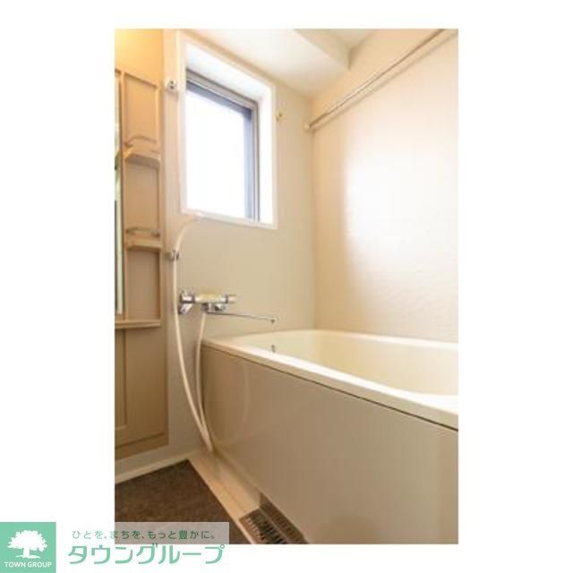バス・シャワールーム　※写真は同タイプ住戸です。